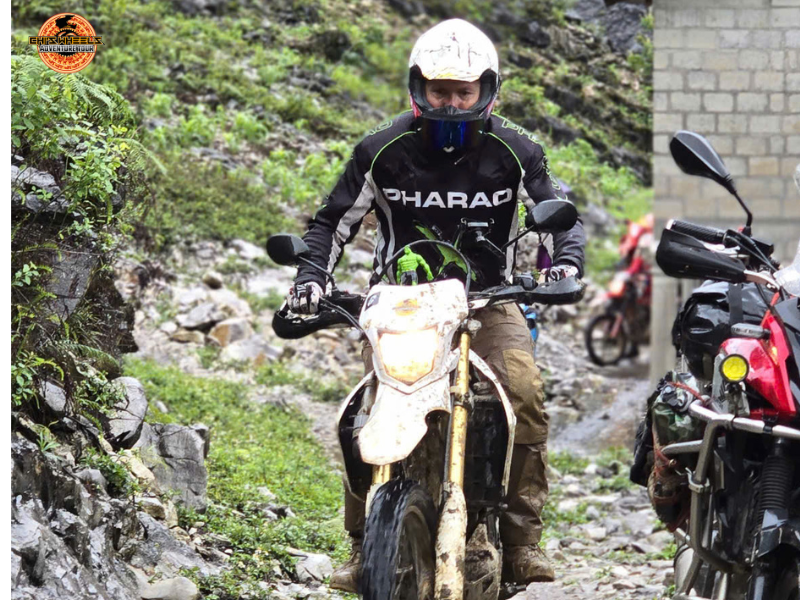 North Vietnam Motorbike Tour from Hanoi to Halong Bay