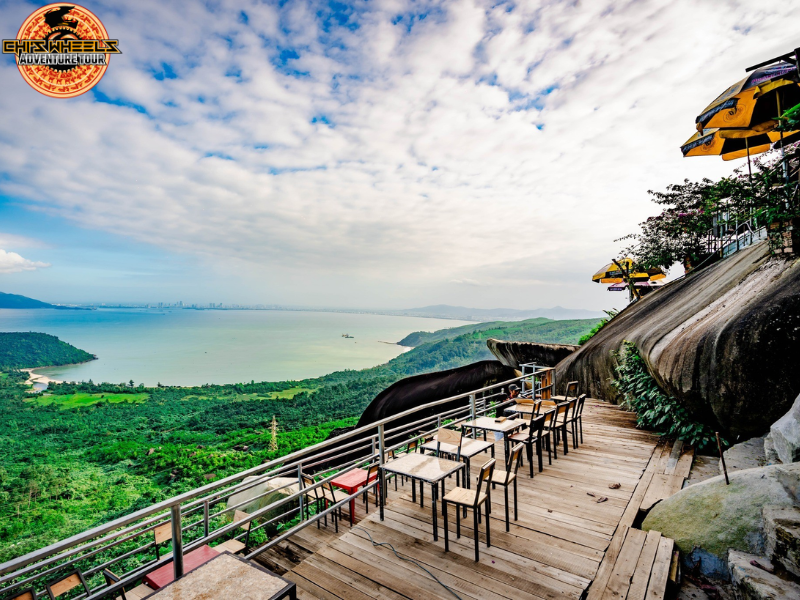 Motorbiking the Hai Van Pass in Vietnam