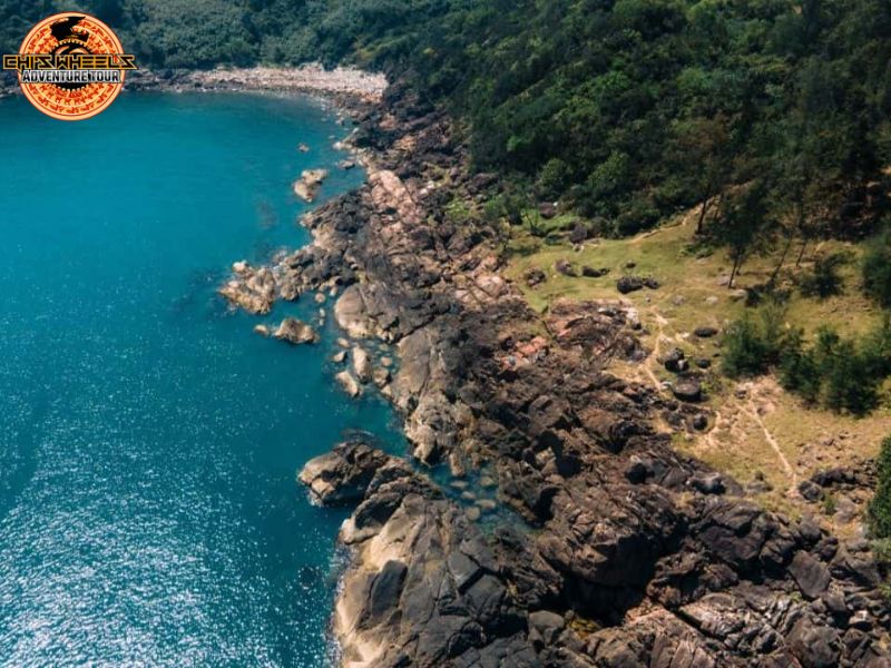 hai van pass motorcycle tour