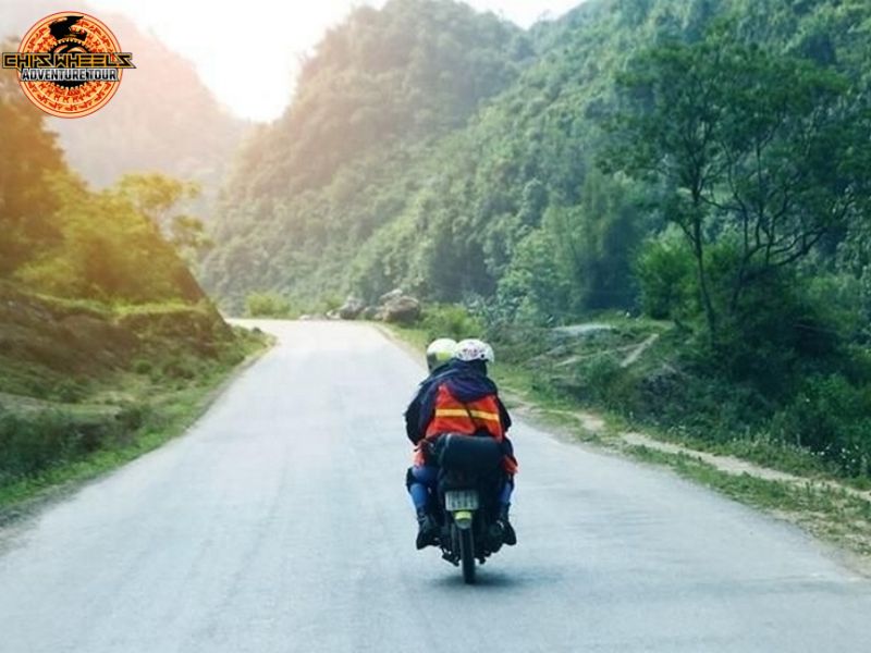 how to get to ba be lake by motorbike