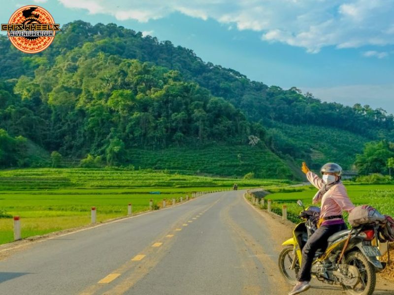 how to get to ba be lake by motorbike