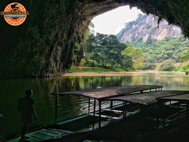 how to get to ba be lake by motorbike