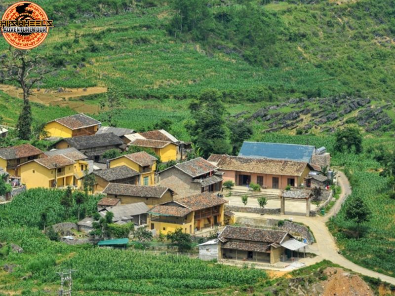 3 reasons to hire a motorbike driver in ha giang